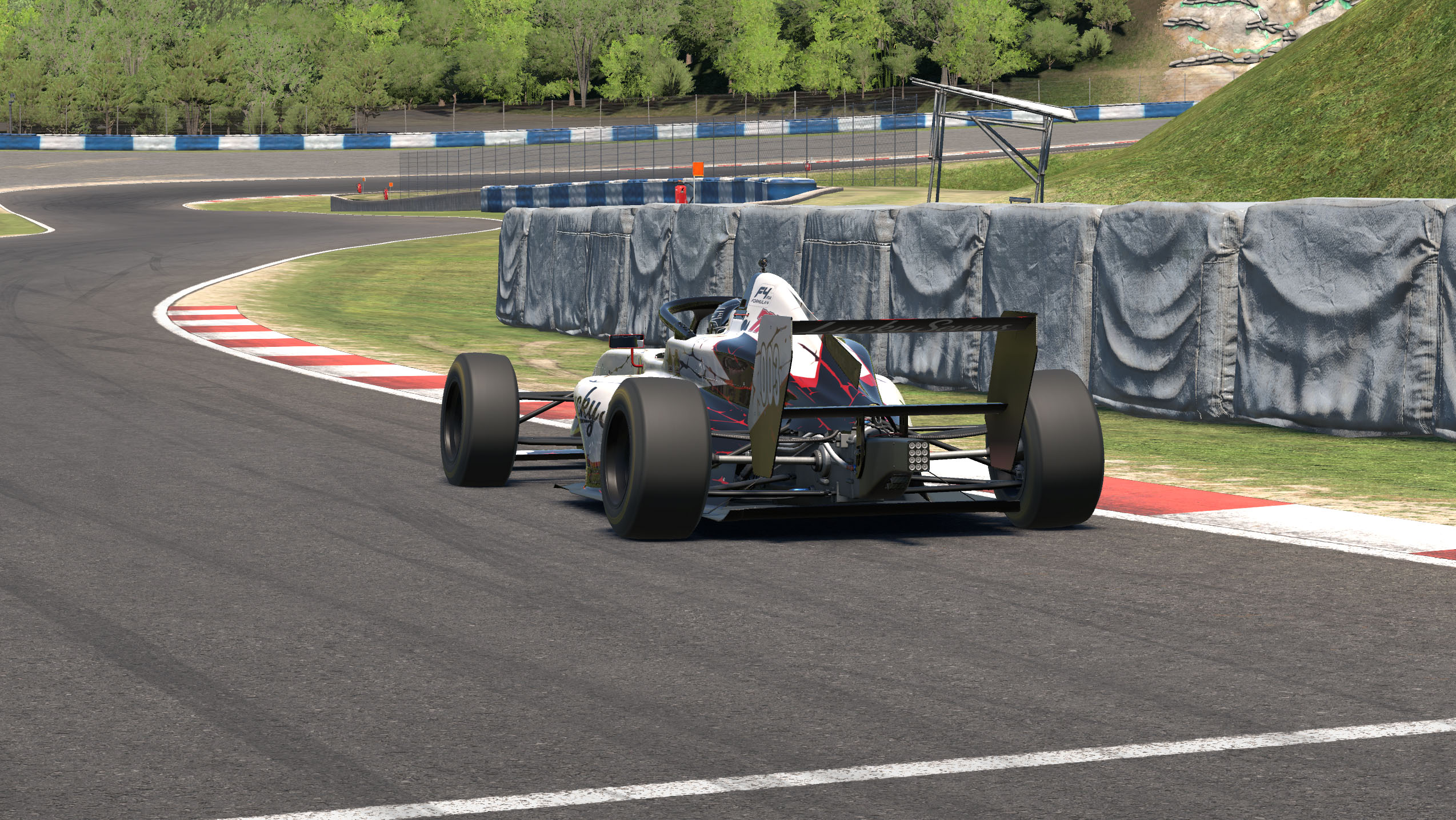 FIA F4 - Lucky Sevens